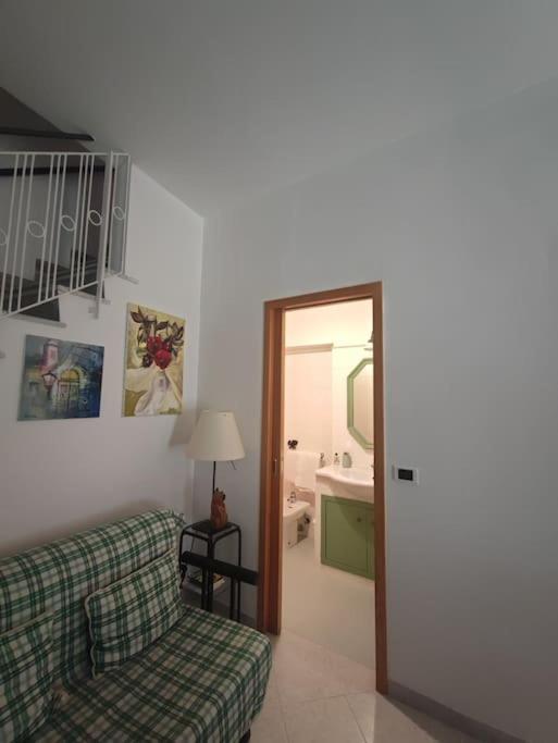 Pink House Apartment Fara in Sabina Ngoại thất bức ảnh